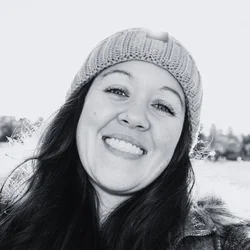 Laury B., a happy Golden Angel snow removal customer in Calgary