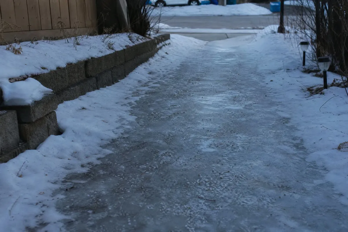 Snow and Ice Liability Risks for Calgary Businesses